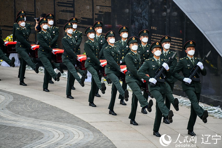 Tenuta a Shenyang la cerimonia di sepoltura dell'ottavo gruppo di spoglie dei martiri dell'Esercito popolare dei Volontari cinese