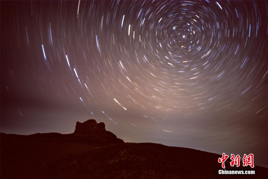 Dunhuang: notte stellata d'inizio autunno