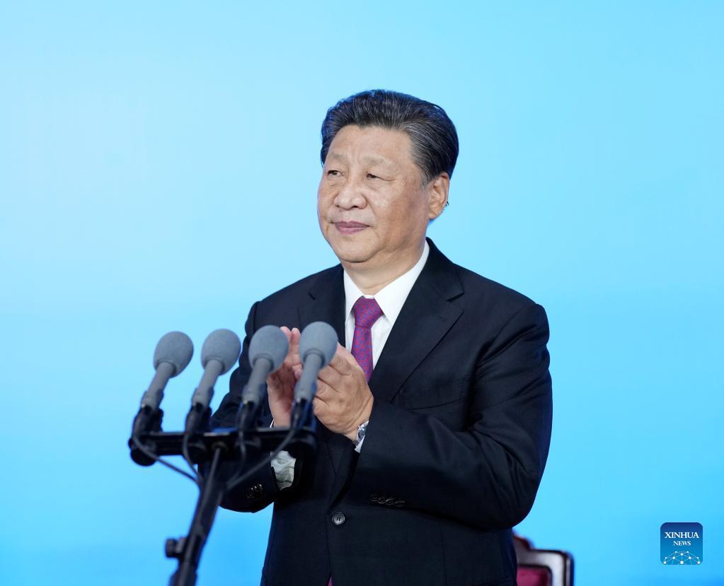 Il 15 settembre 2021, Xi Jinping, presidente cinese, segretario generale del Comitato Centrale del Partito Comunista Cinese e presidente della Commissione militare centrale, presenzia alla cerimonia di apertura dei Giochi Nazionali della RPC, tenuta a Xi'an, nella provincia dello Shaanxi. (Xinhua/Li Xueren)