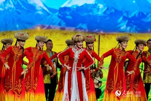 Xinjiang: in mostra patrimoni culturali immateriali da 19 province