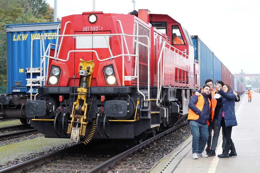 Amburgo: arrivato il primo treno merci Cina-Europa da Shanghai 