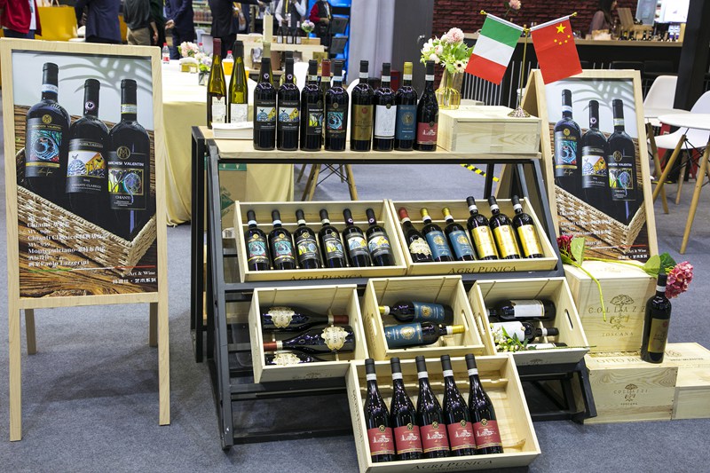 Vini italiani alla quarta CIIE.