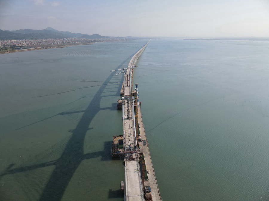 Completato il Ponte sulla Baia Meizhou della nuova ferrovia Fuzhou-Xiamen