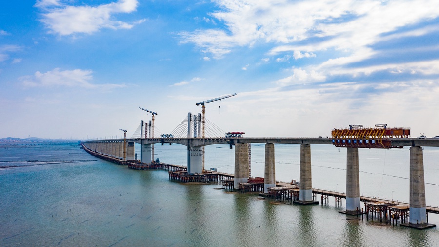 Completato il Ponte sulla Baia Meizhou della nuova ferrovia Fuzhou-Xiamen