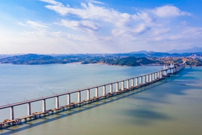 Completato il Ponte sulla Baia Meizhou della nuova ferrovia Fuzhou-Xiamen