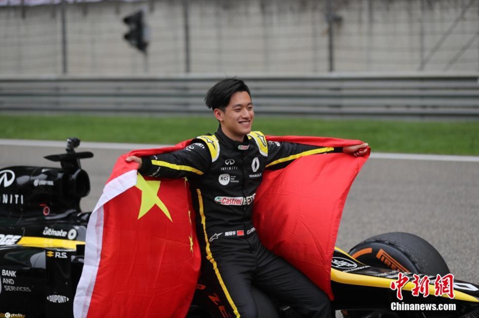 Zhou Guanyu: il primo pilota di F1 della Cina