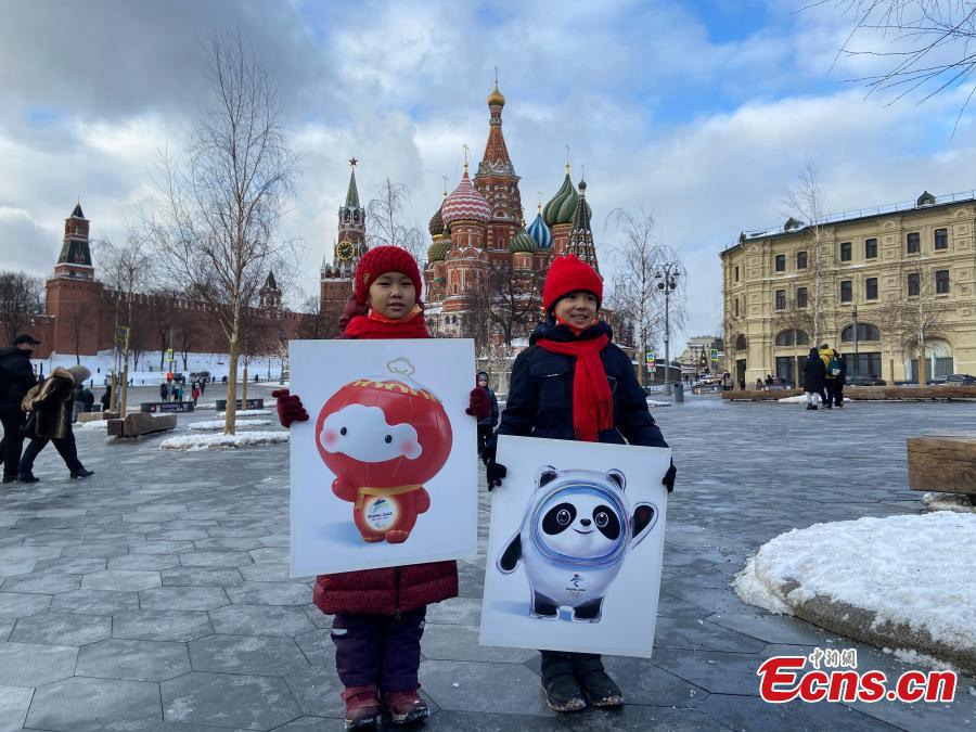 Cinesi d'oltremare a Mosca danno il benvenuto alle Olimpiadi Invernali di Beijing 2022