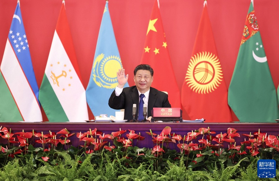 Xi Jinping presiede il vertice in videoconferenza per il 30° anniversario dell'allacciamento delle relazioni diplomatiche tra la Cina e i 5 paesi dell'Asia centrale