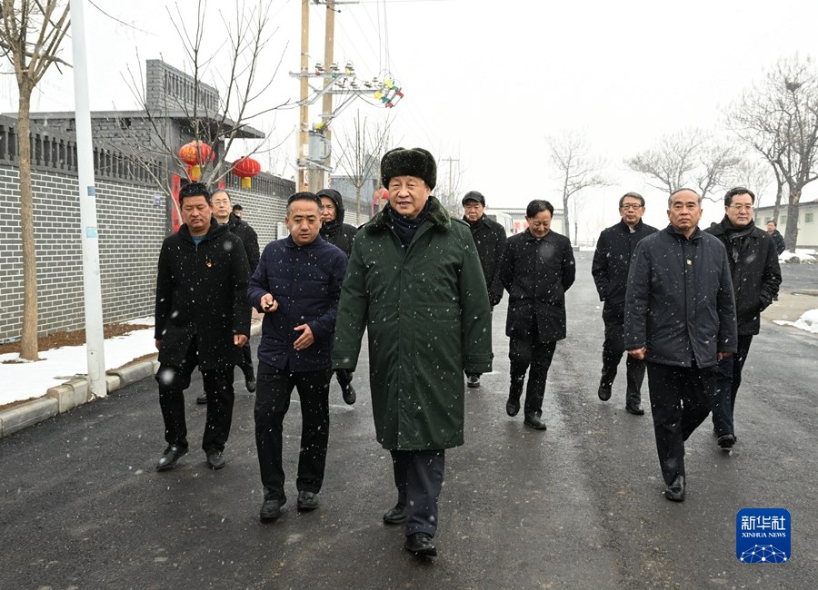 Xi Jinping visita la popolazione locale nello Shanxi prima della Festa di Primavera