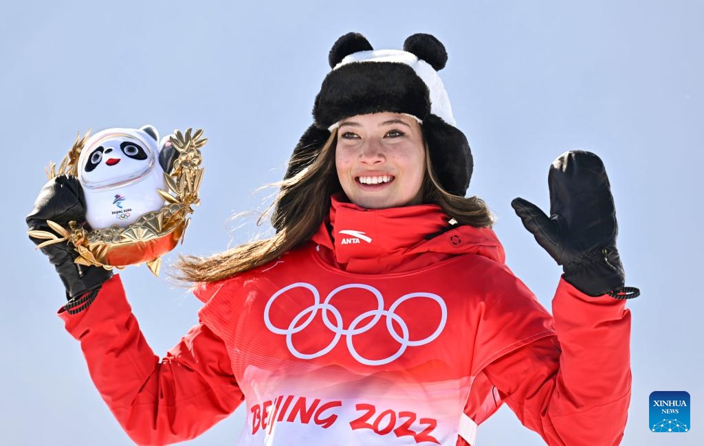 Beijing 2022: Gu vince l'halfpipe di freeski femminile, il suo secondo oro per la Cina