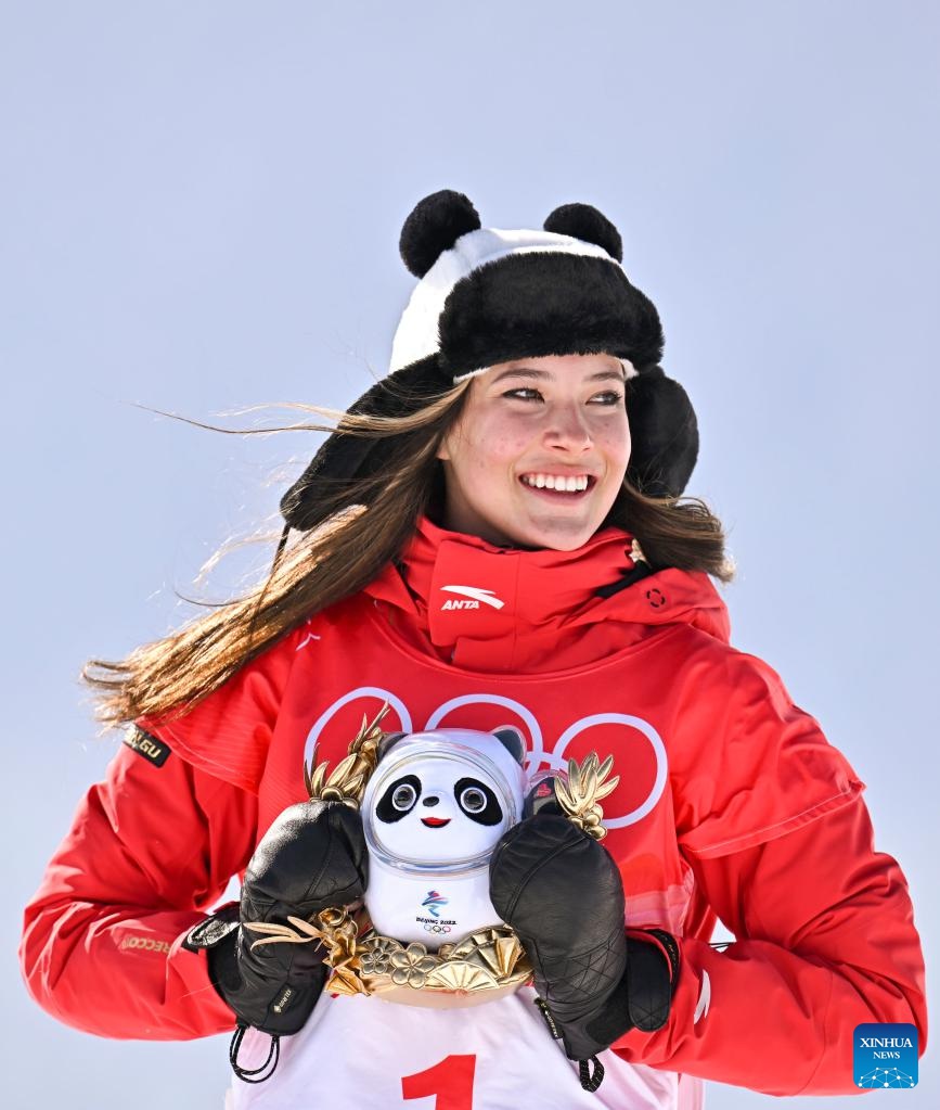 Beijing 2022: Gu vince l'halfpipe di freeski femminile, il suo secondo oro per la Cina