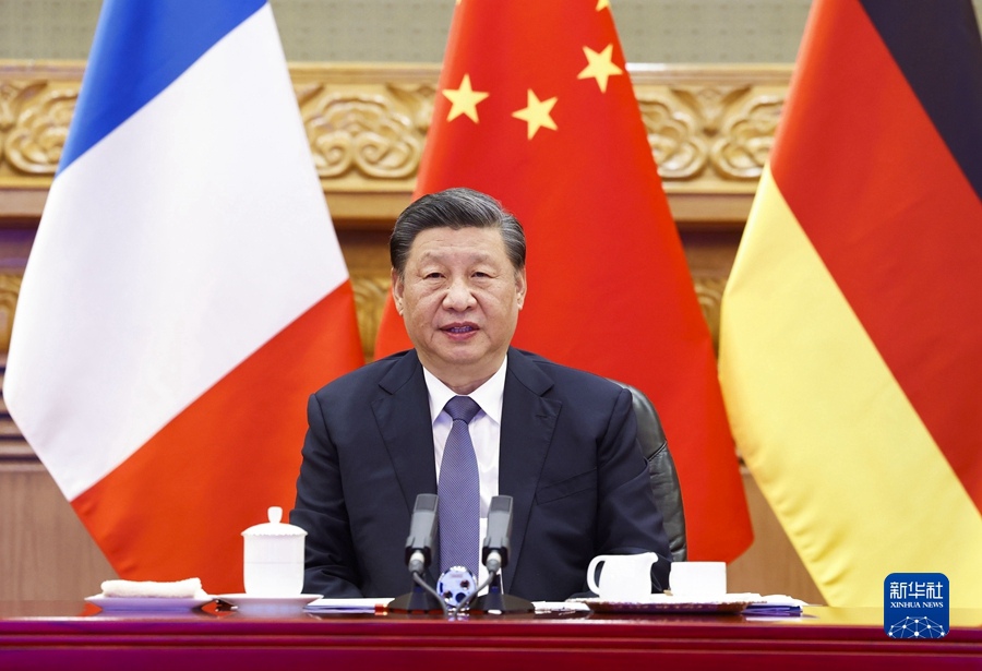 Vertice video tra Xi Jinping, Emmanuel Macron e Olaf Scholz