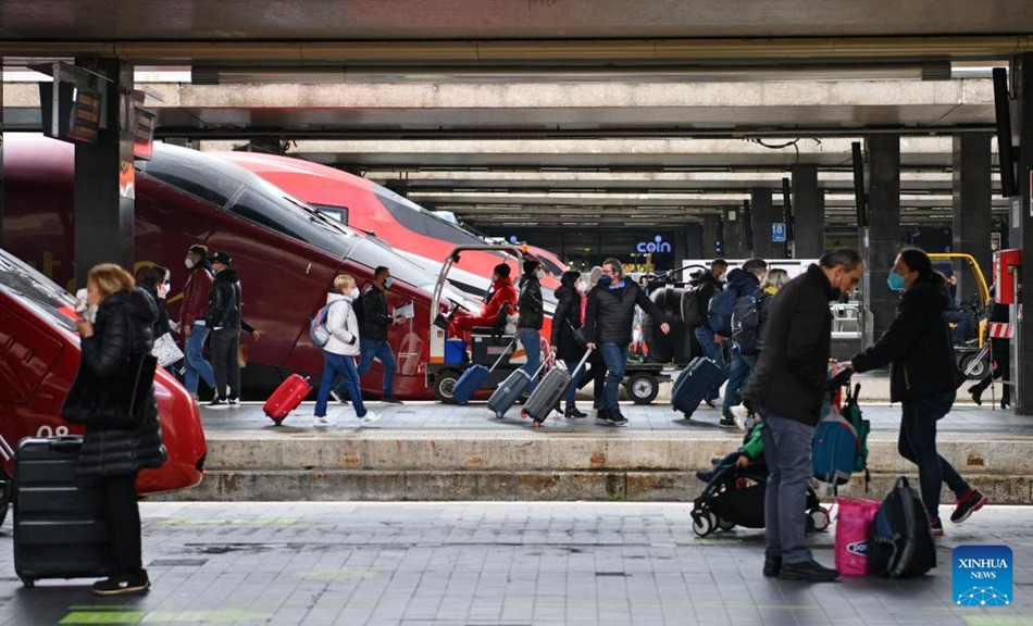 L'Italia chiude lo stato di emergenza COVID-19 durato 2 anni