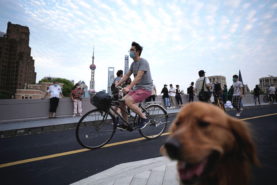 Shanghai torna alla normalità mentre l'epidemia di COVID svanisce