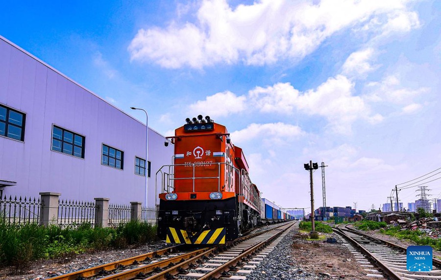 La stazione ferroviaria di Shenyang East vede il 100° treno merci Cina-Europa