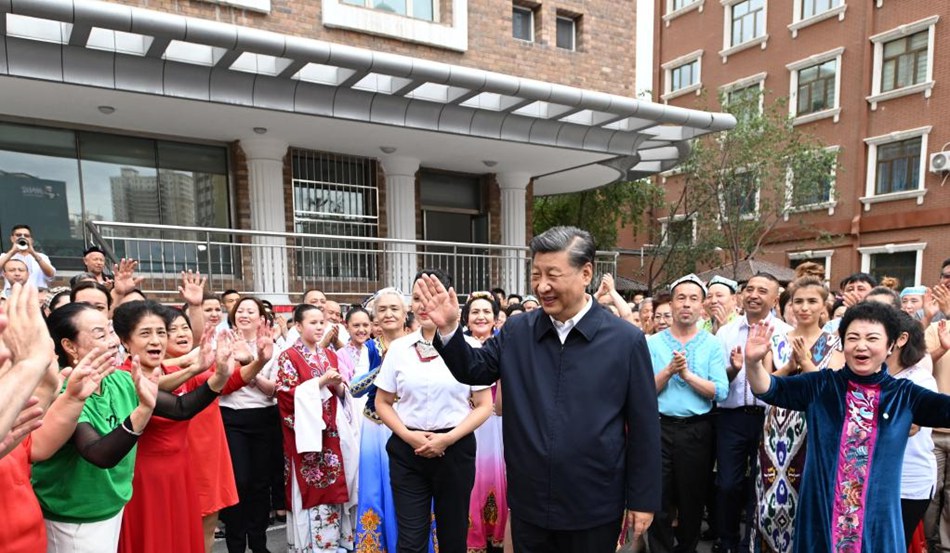 Xi Jinping in visita a Urumqi, Xinjiang