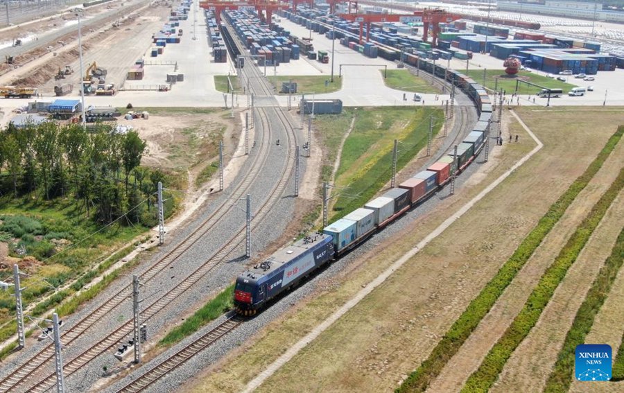 La nuova rotta del treno merci collega lo Shaanxi della Cina con il Vietnam