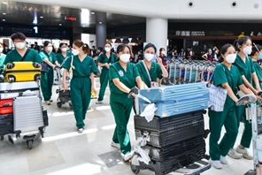 Quasi 7.000 membri del team di assistenza medica tornati a casa da Hainan