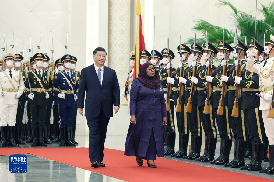 Xi Jinping incontra la presidente della Tanzania