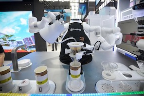 Oltre 5.600 espositori partecipano alla China Hi-Tech Fair di Shenzhen