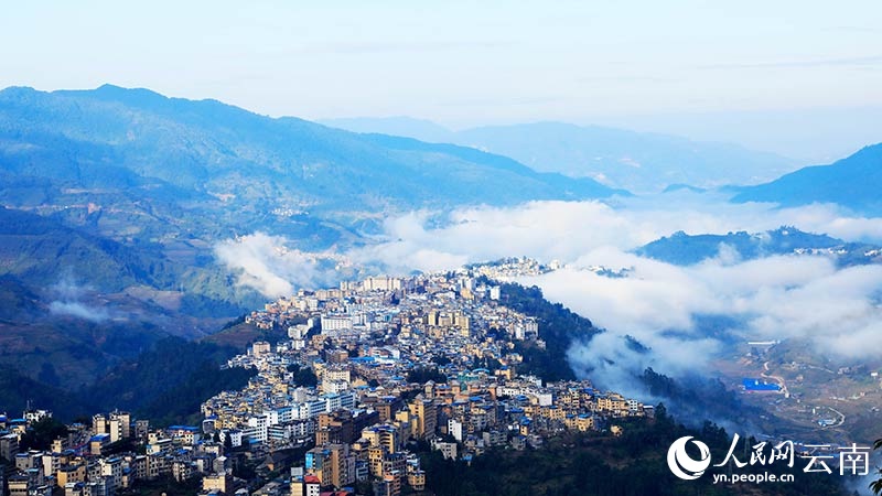 Lvchun, Yunnan: una cittadina sulle nuvole