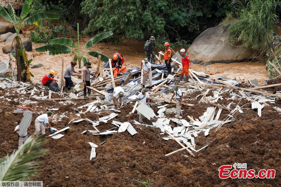 Indonesia: almeno 268 vittime dopo il terremoto di magnitudo 5.6