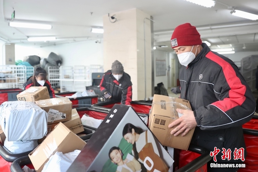 Beijing: riprende gradualmente la logistica