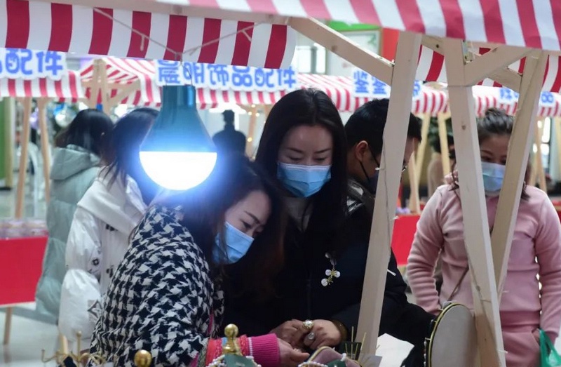 Dal 12 al 14 dicembre, nel Distretto 1 della Città del commercio internazionale di Yiwu si è tenuto un "Bazar degli streamer commerciali". Foto fornita dall'intervistato