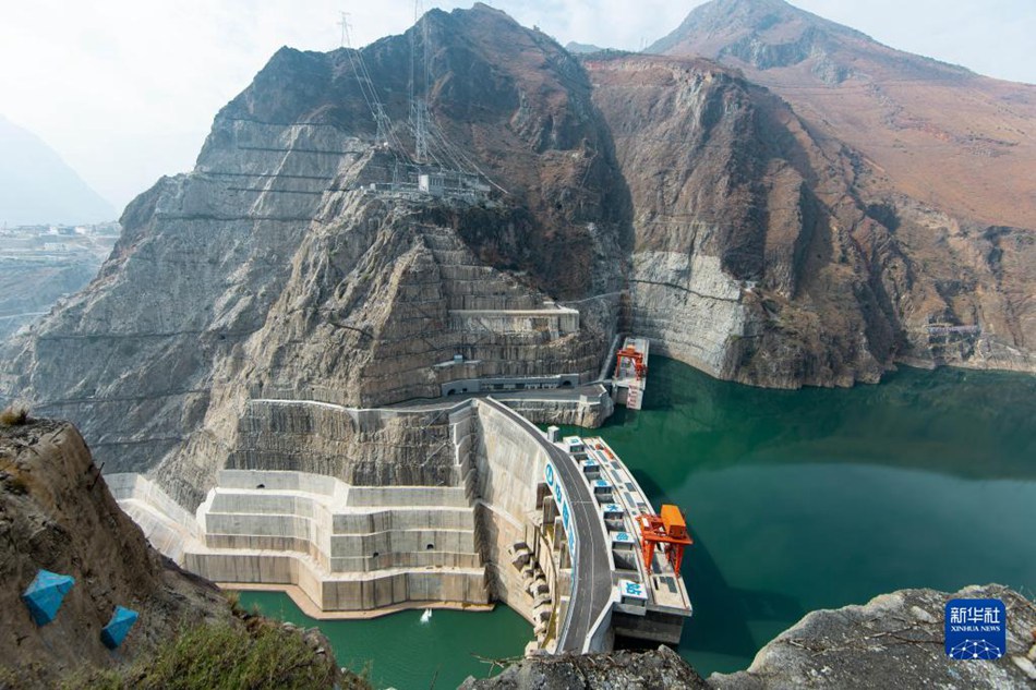 Liangshan, Sichuan: Promuovere la costruzione delle basi di energia pulita in modo ordinato