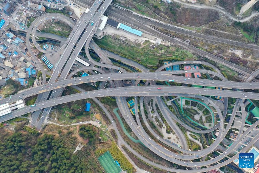 Vista dello svincolo di Qianchun a Guiyang, nel Guizhou