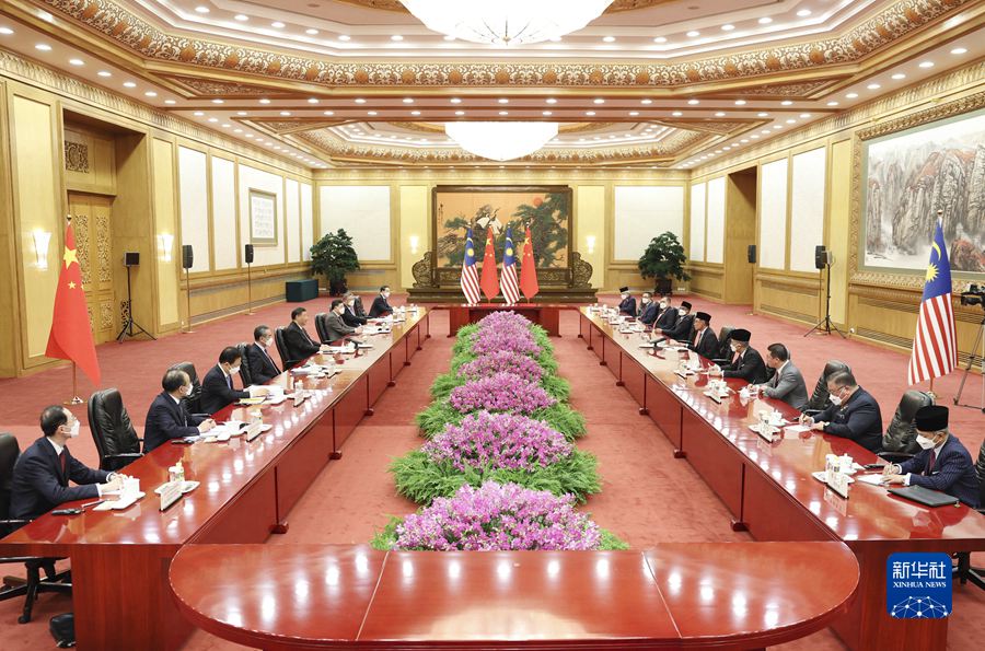 Xi Jinping incontra il premier malese