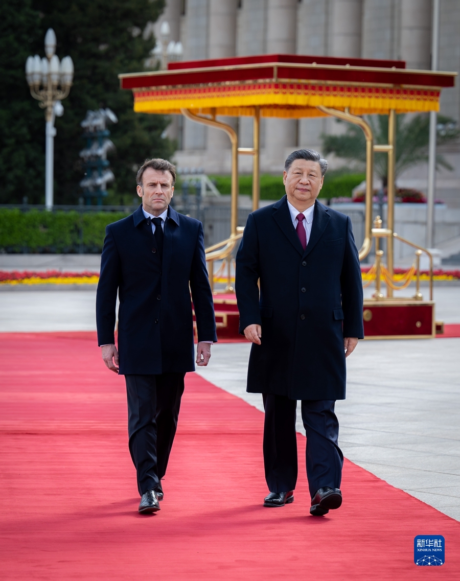 Incontro tra Xi Jinping ed Emmanuel Macron