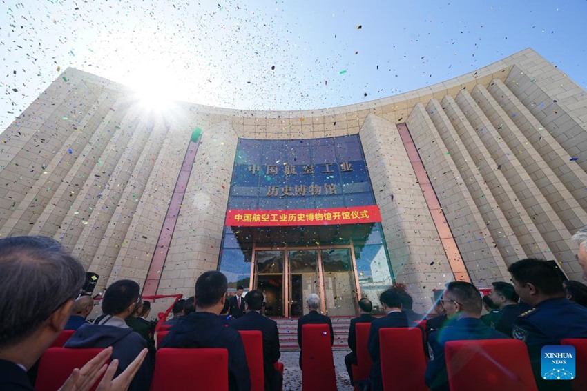 Cerimonia di inaugurazione del Museo di Storia dell'Industria Aeronautica Cinese a Beijing, capitale della Cina. (16 aprile 2023 - Xinhua)