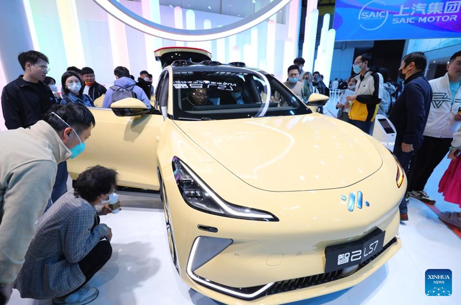 Veicoli in mostra alla Shanghai International Automobile Industry Exhibition 2023