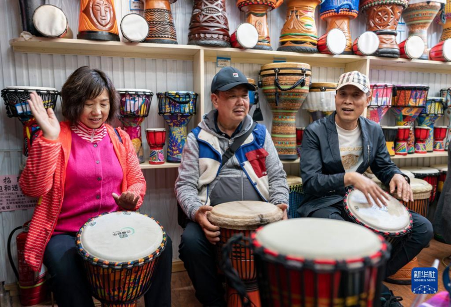 Lijiang: la notte bianca della città antica