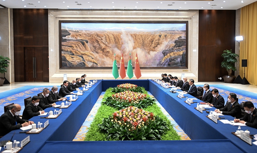 Xi Jinping incontra il presidente del Turkmenistan Serdar Berdimuhamedov