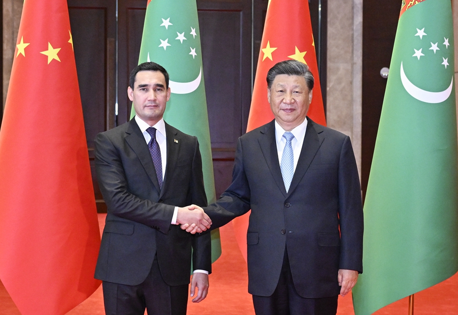 Xi Jinping incontra il presidente del Turkmenistan Serdar Berdimuhamedov