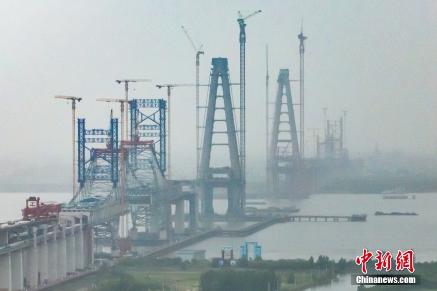 Jiangsu: in costruzione il ponte Changtai sul fiume Yangtze