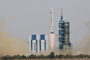 Lanciata con successo l'astronave con equipaggio Shenzhou-16