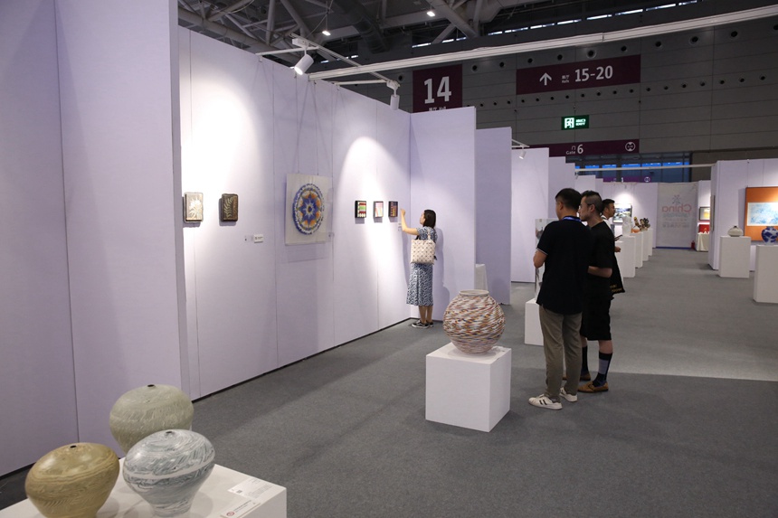 Debutta all'ICIF la Mostra Internazionale d'Arte Ceramica Contemporanea