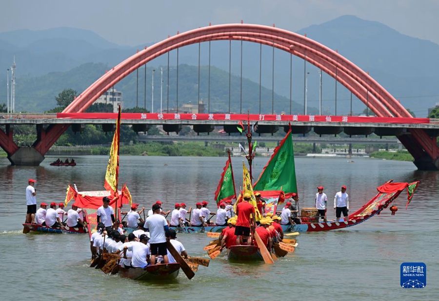 Fujian: varie attivittà per dare il benvenuto alla Festa delle Barche Drago