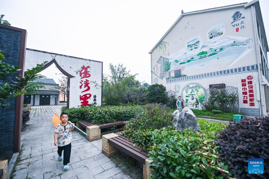 Il villaggio di Quanyi, borgo di Donglin, provincia dello Zhejiang. (16 giugno 2023 - Xinhua/Xu Yu)