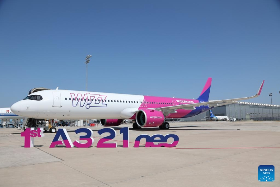 Aereo A321neo consegnato all'operatore ungherese Wizz Air a Tianjin, nel nord della Cina. (27 giugno 2023 – Xinhua)