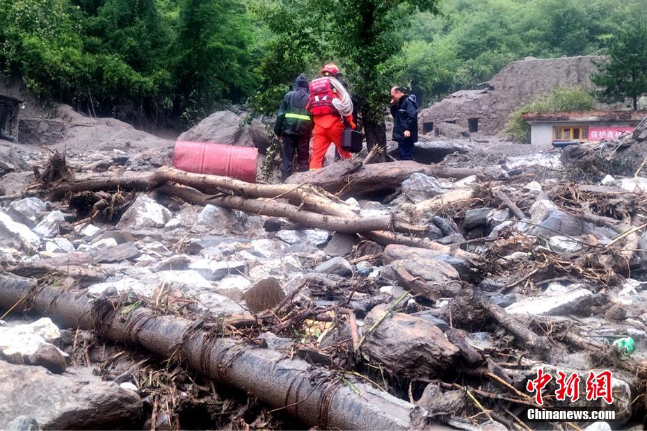 Sichuan: improvvisa frana di fango colpisce la contea di Wenchuan