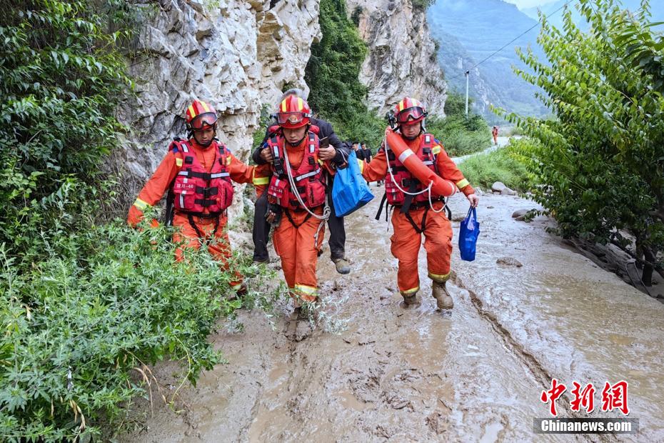 Sichuan: improvvisa frana di fango colpisce la contea di Wenchuan