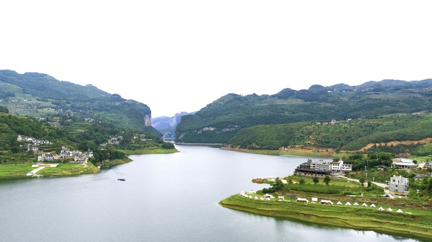 Qingzhen: montagne verdi, acque limpide e angoli di paradiso nascosti