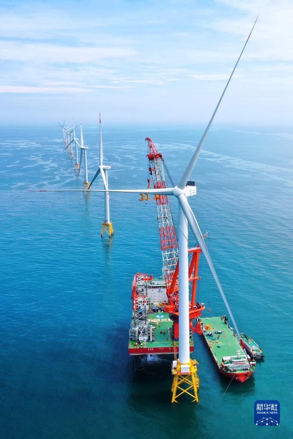 Cina: il primo gruppo di turbine eoliche offshore da 16 MW inizia ad operare