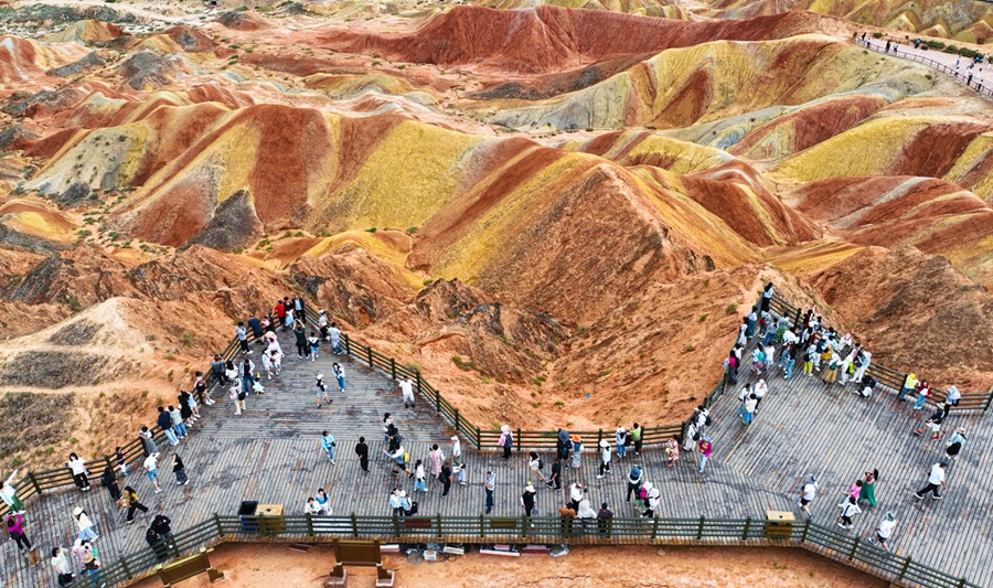 Zhangye, Gansu: splendidi monti arcobaleno lungo la Via della Seta