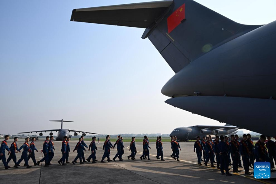 L'aeronautica cinese recluta i migliori cadetti di sempre nel 2023