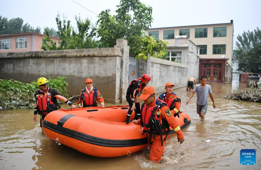 Soccorso in corso nella città di Zhuozhou